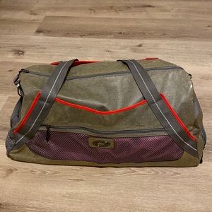 Oakley Women’s Performance Duffel